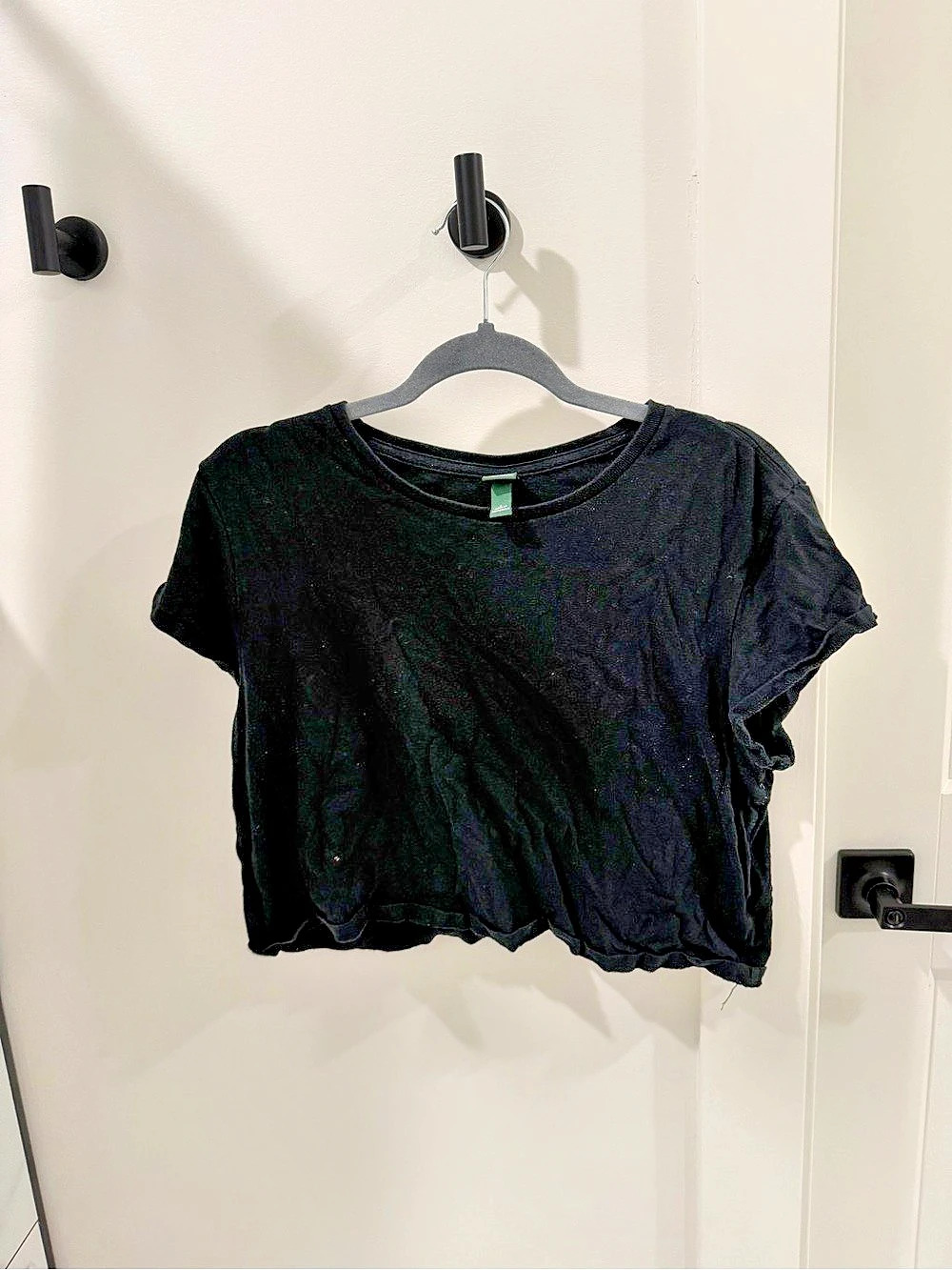 Black Short Sleeve crop Tee